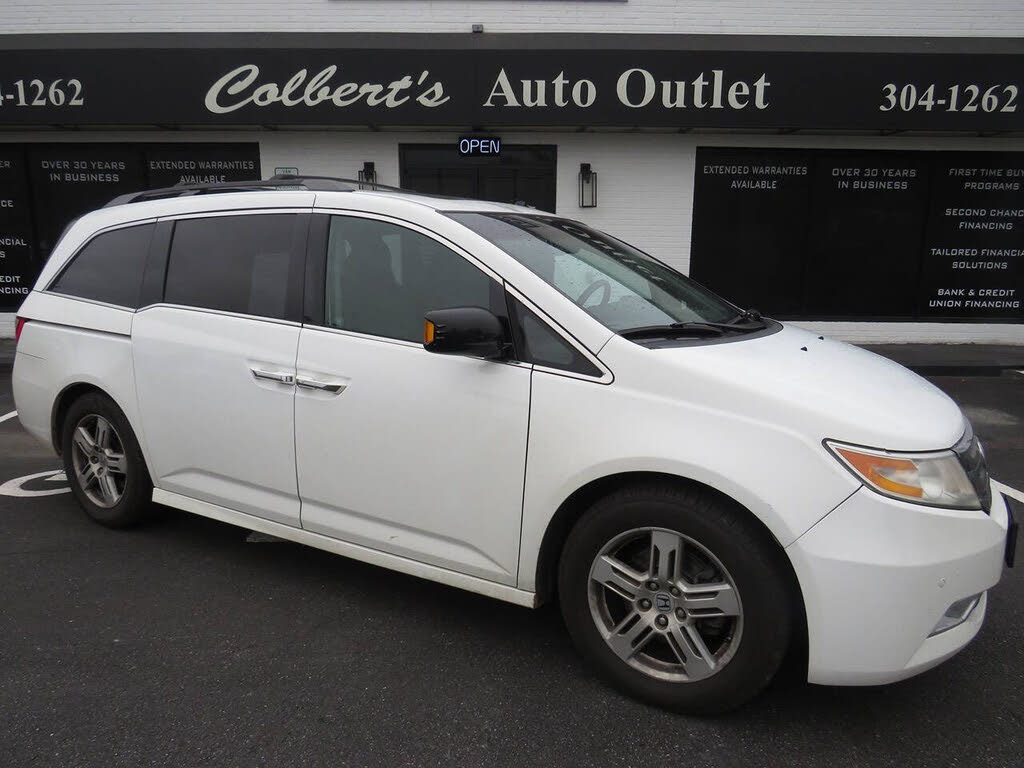 2011 Honda Odyssey Touring Elite FWD