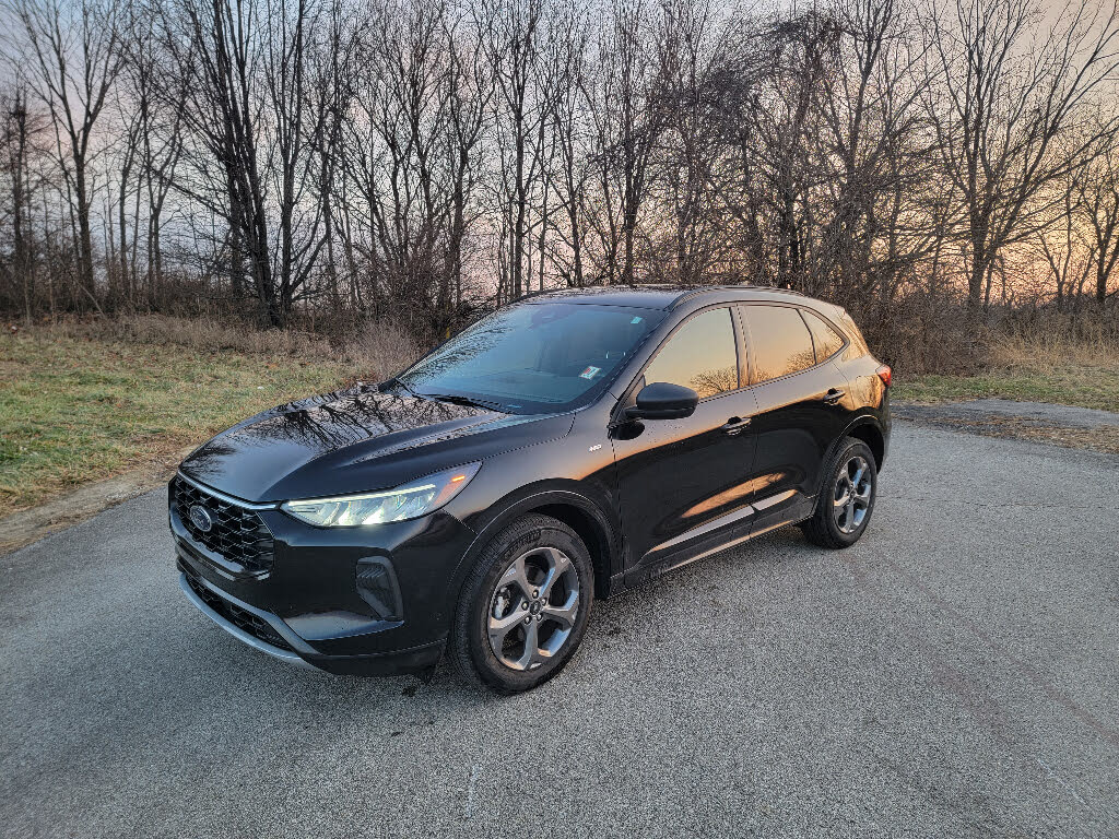 2023 Ford Escape ST-Line AWD