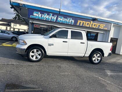 RAM 1500 Classic SLT Crew Cab 4WD 2023
