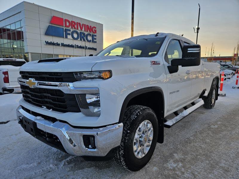 2025 Chevrolet Silverado 3500HD LT Crew Cab 4WD