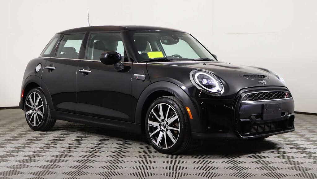 2023 MINI Cooper S 4-Door Hatchback FWD