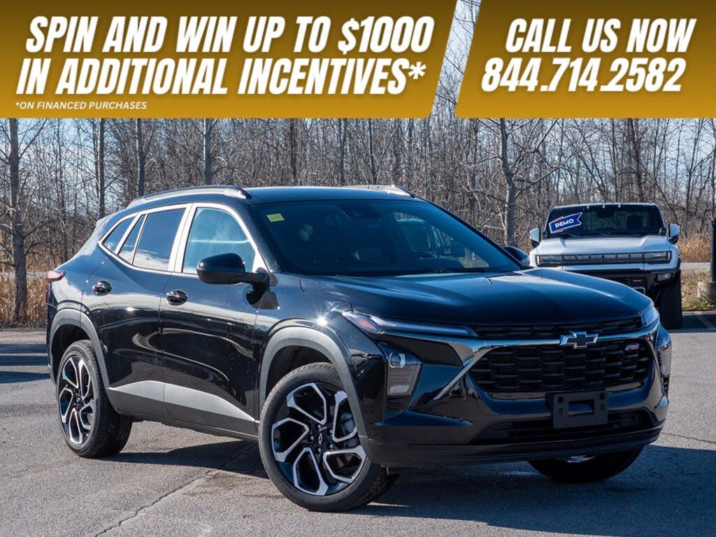 2025 Chevrolet Trax RS with 2RS FWD