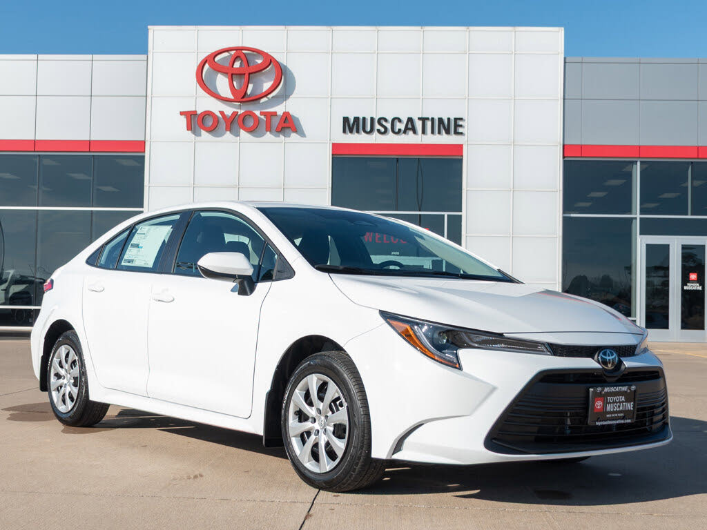 2026 Toyota Corolla LE FWD