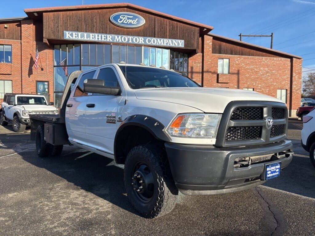 2018 RAM 3500 Chassis Tradesman Crew Cab 4WD