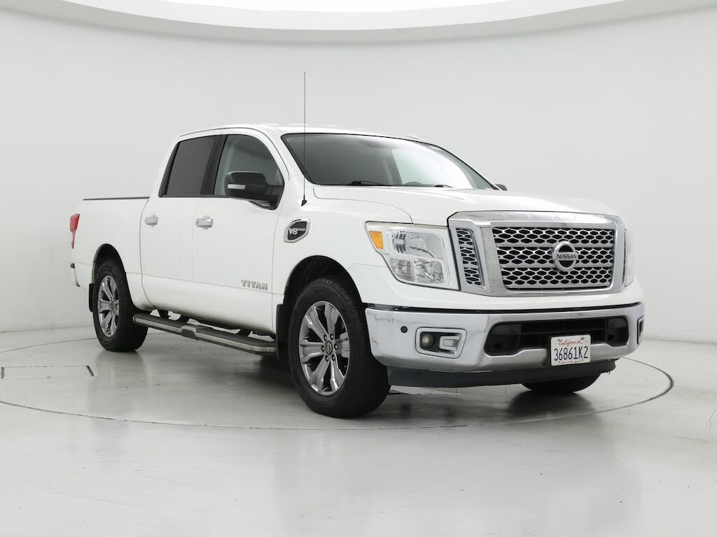 2017 Nissan Titan SV Crew Cab