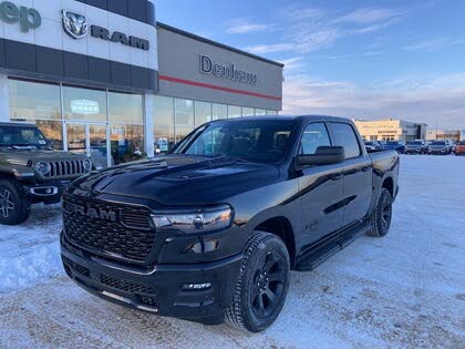 RAM 1500 Express Crew Cab 4WD 2026