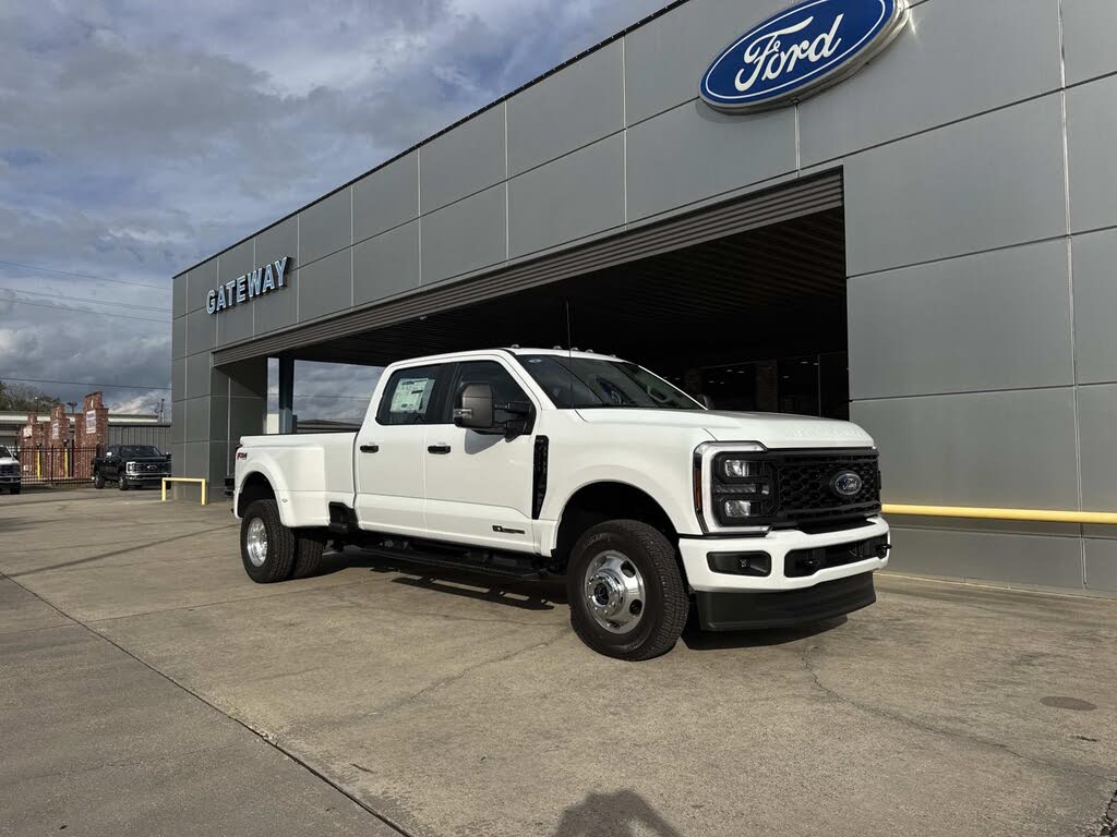 2026 Ford F-350 Super Duty XL Crew Cab LB DRW 4WD