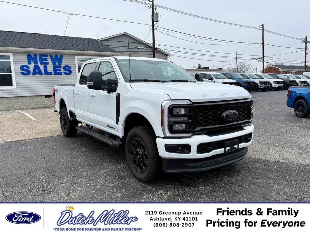 2025 Ford F-250 Super Duty XLT Crew Cab 4WD