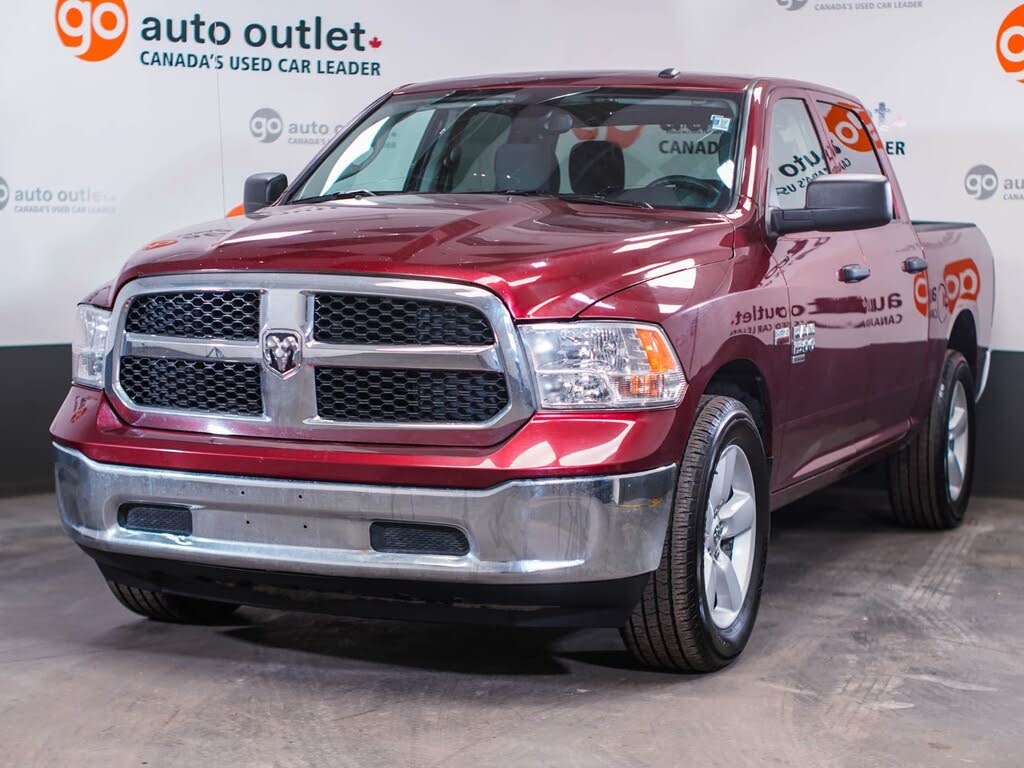 2022 RAM 1500 Classic SLT Crew Cab 4WD