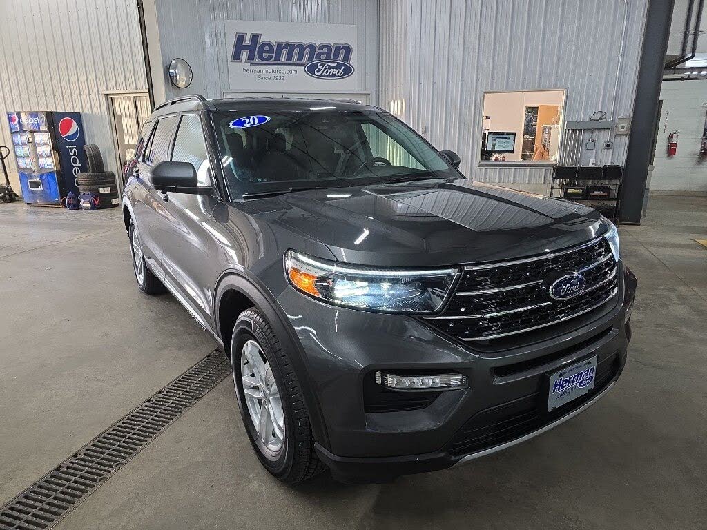 2020 Ford Explorer XLT AWD