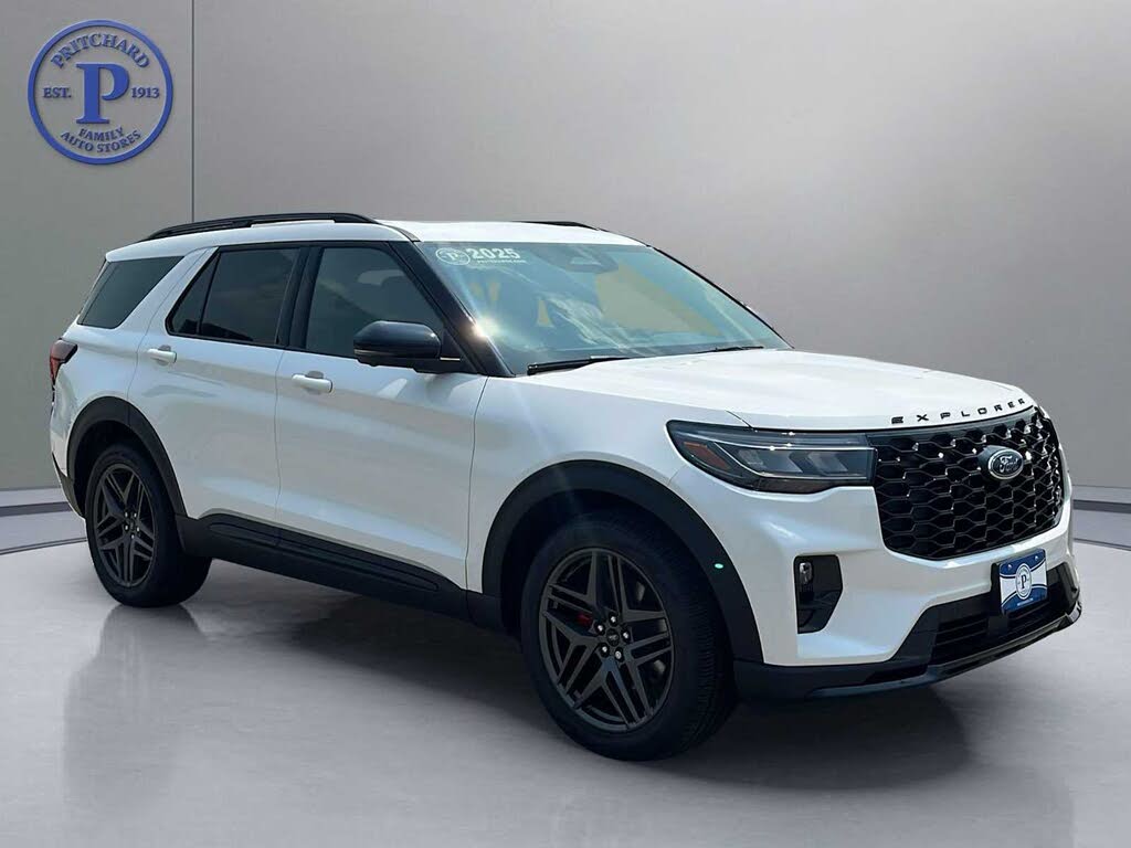 2025 Ford Explorer ST AWD
