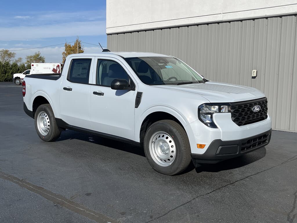 2025 Ford Maverick XL SuperCrew AWD