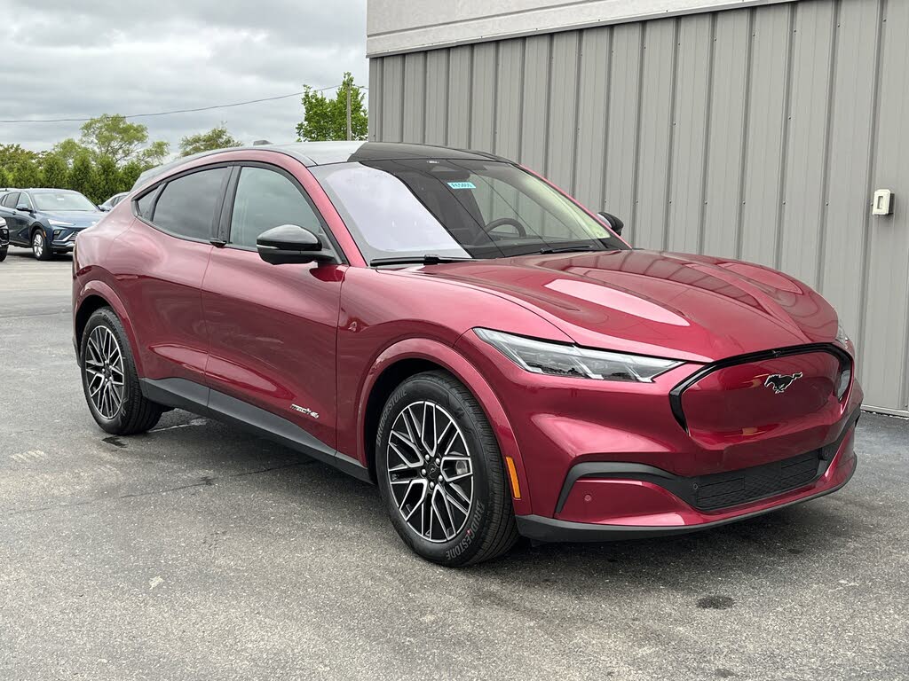 2025 Ford Mustang Mach-E Premium AWD