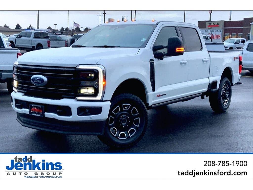 2026 Ford F-350 Super Duty Platinum Crew Cab 4WD