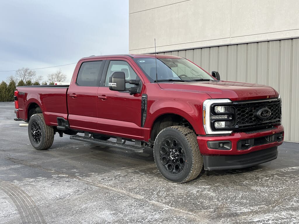 2026 Ford F-350 Super Duty Lariat Crew Cab 4WD