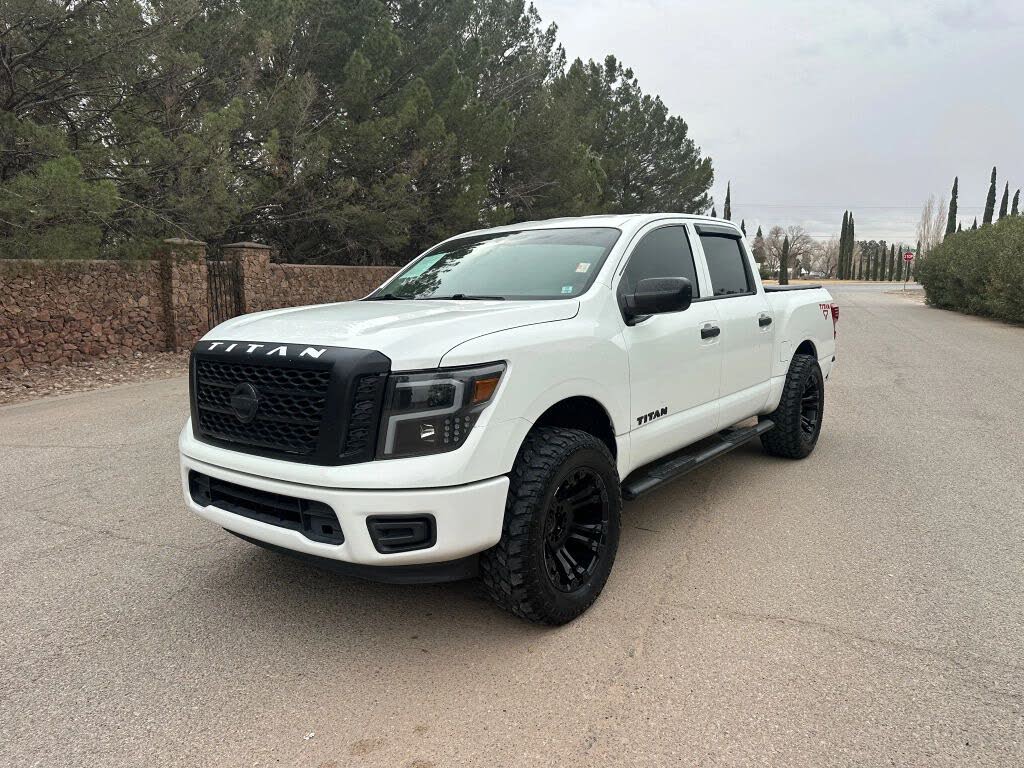 2018 Nissan Titan S Crew Cab RWD