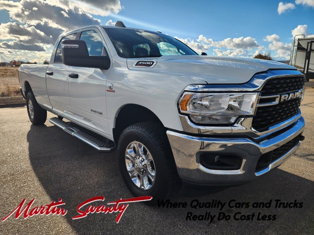 2024 RAM 3500 Big Horn Crew Cab LB 4WD