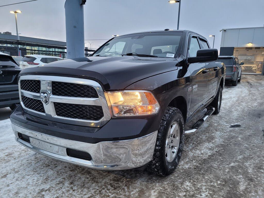 RAM 1500 ST Crew Cab 4WD 2017