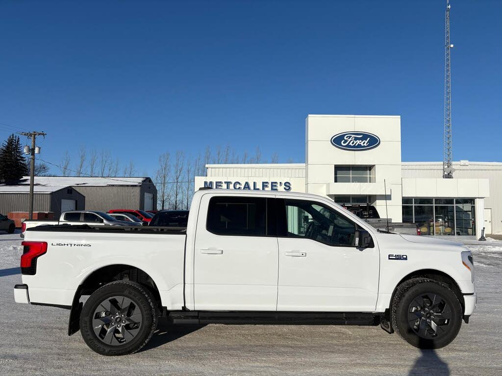 2025 Ford F-150 Lightning Flash SuperCrew AWD
