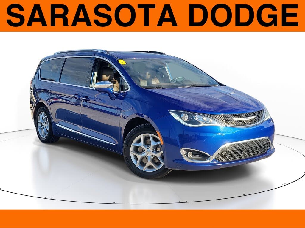 2020 Chrysler Pacifica Limited FWD