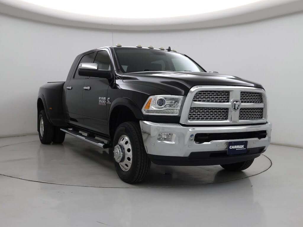 2017 RAM 3500 Laramie Mega Cab DRW 4WD