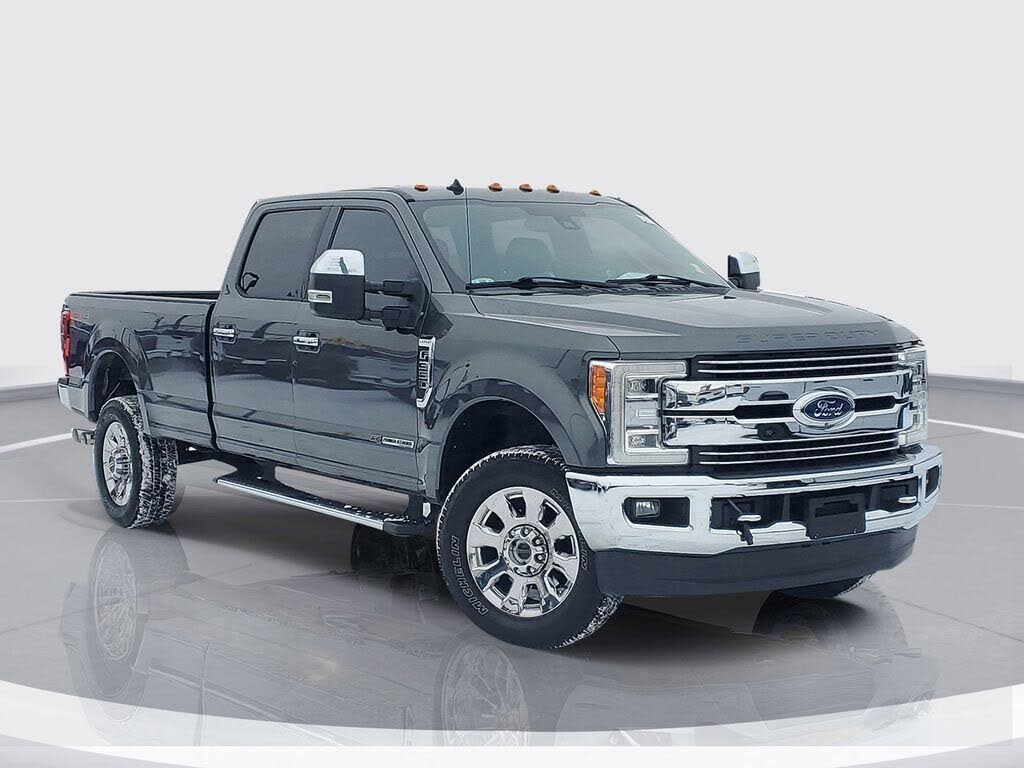 2019 Ford F-350 Super Duty Lariat Crew Cab 4WD