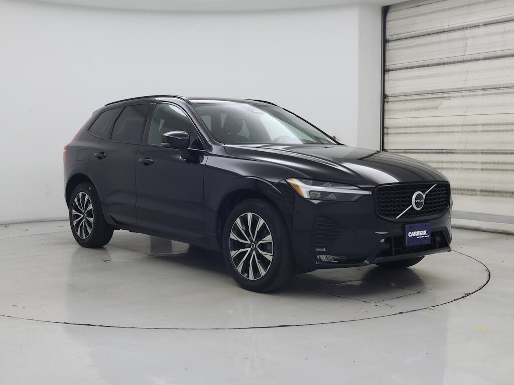 2024 Volvo XC60 B5 Plus Dark Theme AWD