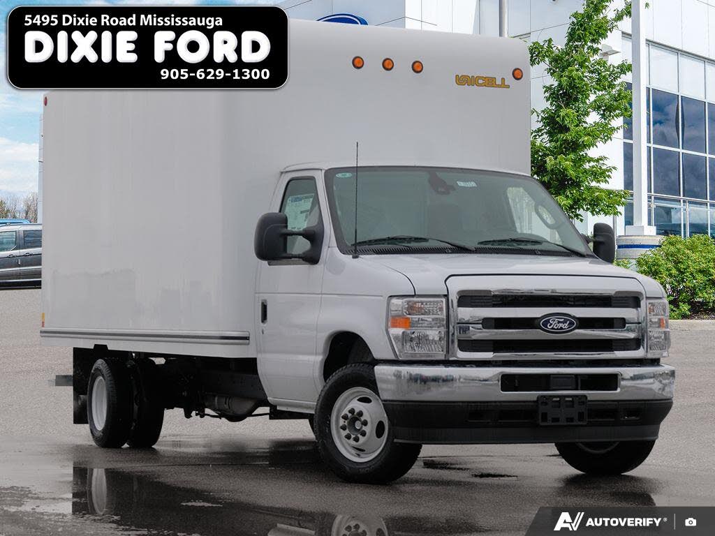 Ford E-Series Chassis E-450 SD Cutaway 158 DRW RWD 2026