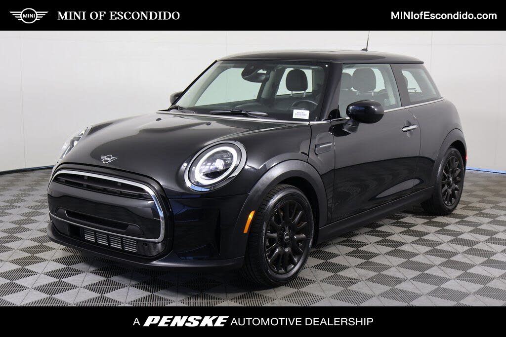 2023 MINI Cooper 3-Door Hatchback FWD