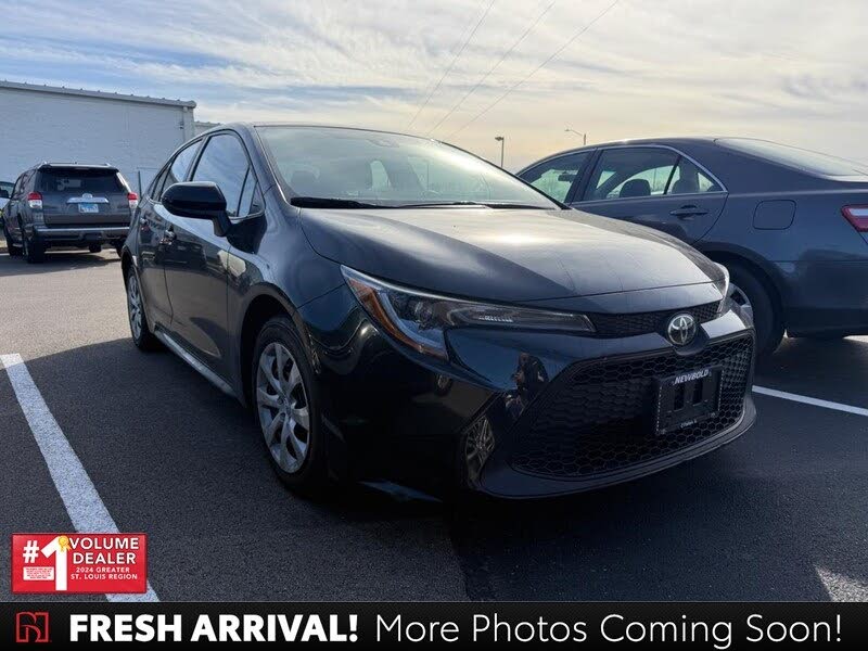 2022 Toyota Corolla LE FWD