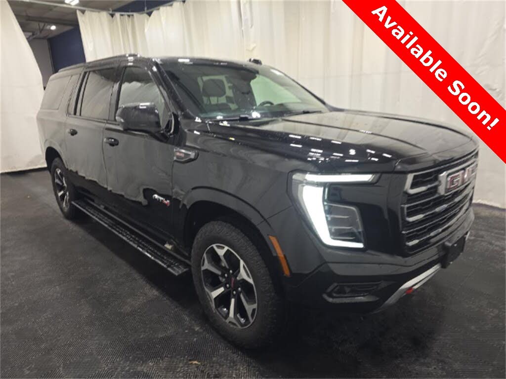 2025 GMC Yukon XL AT4 4WD