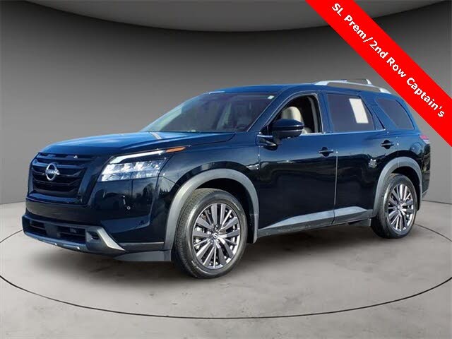 2023 Nissan Pathfinder SL 4WD