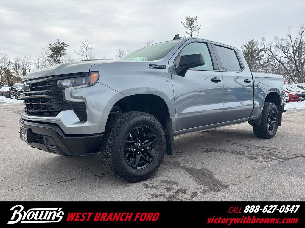 2024 Chevrolet Silverado 1500 LT Trail Boss Crew Cab 4WD