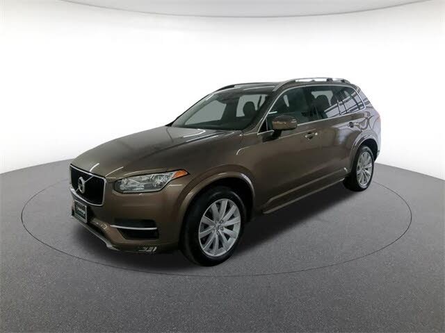 2016 Volvo XC90 T6 Momentum AWD