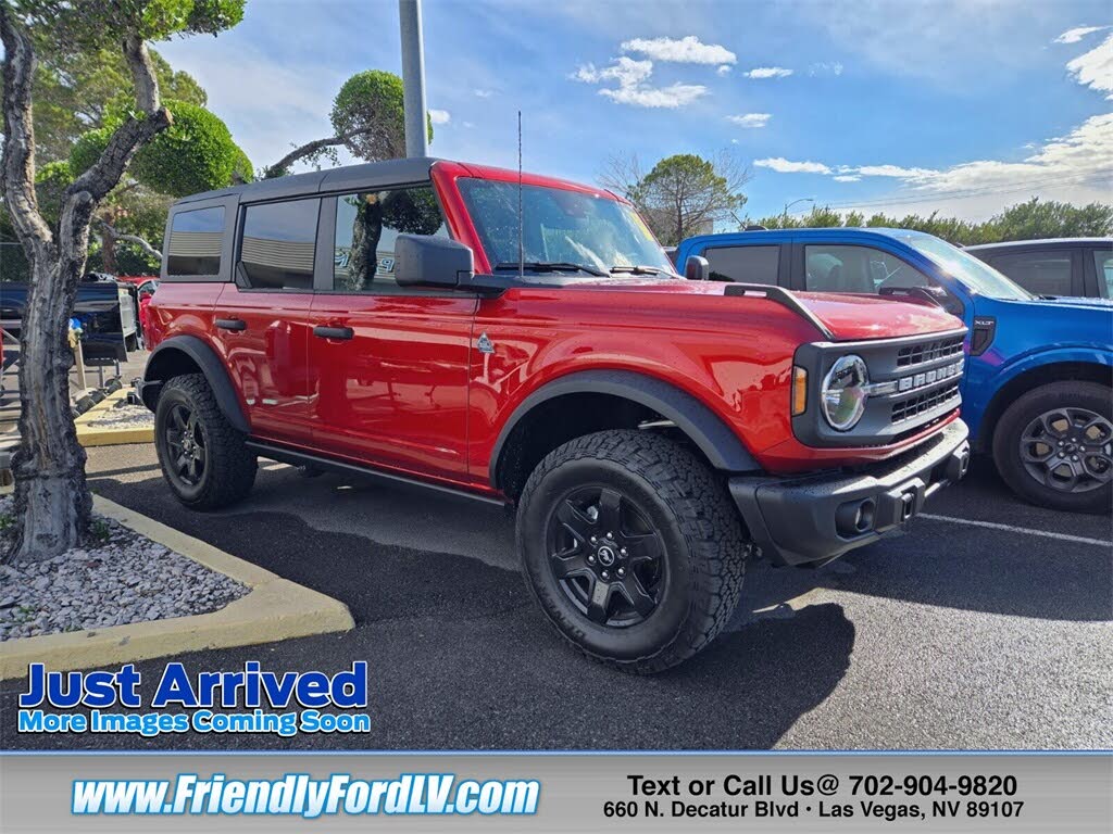 2024 Ford Bronco Black Diamond 4-Door 4WD