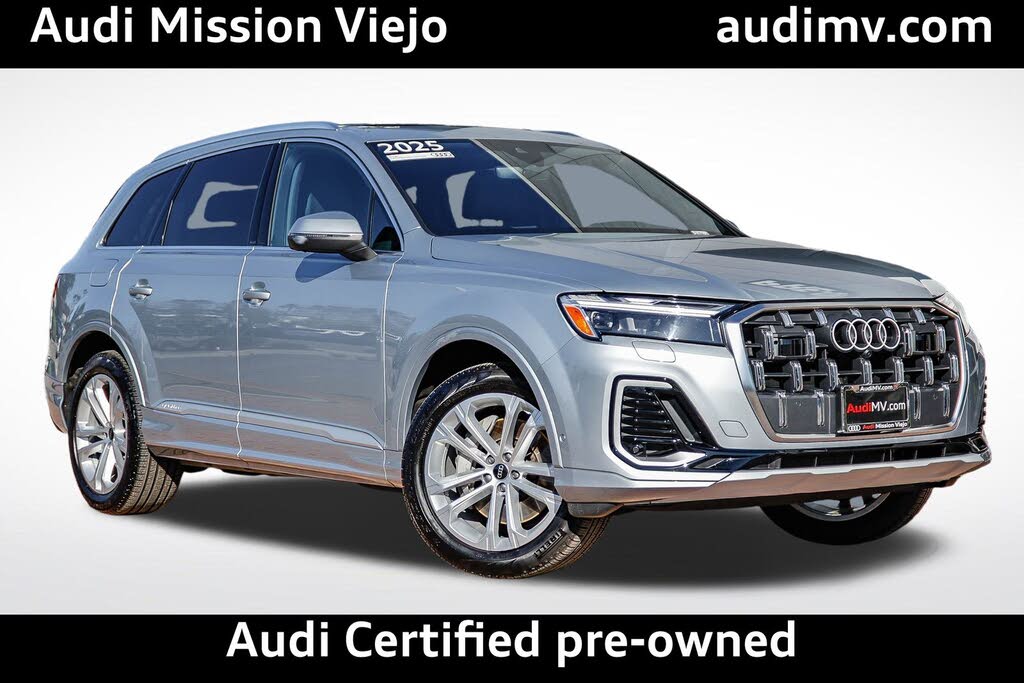 2025 Audi Q7 quattro Premium 45 TFSI