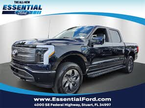 Ford F-150 Lightning Lariat SuperCrew AWD