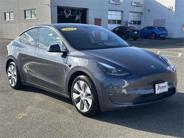 2023 Tesla Model Y Long Range AWD