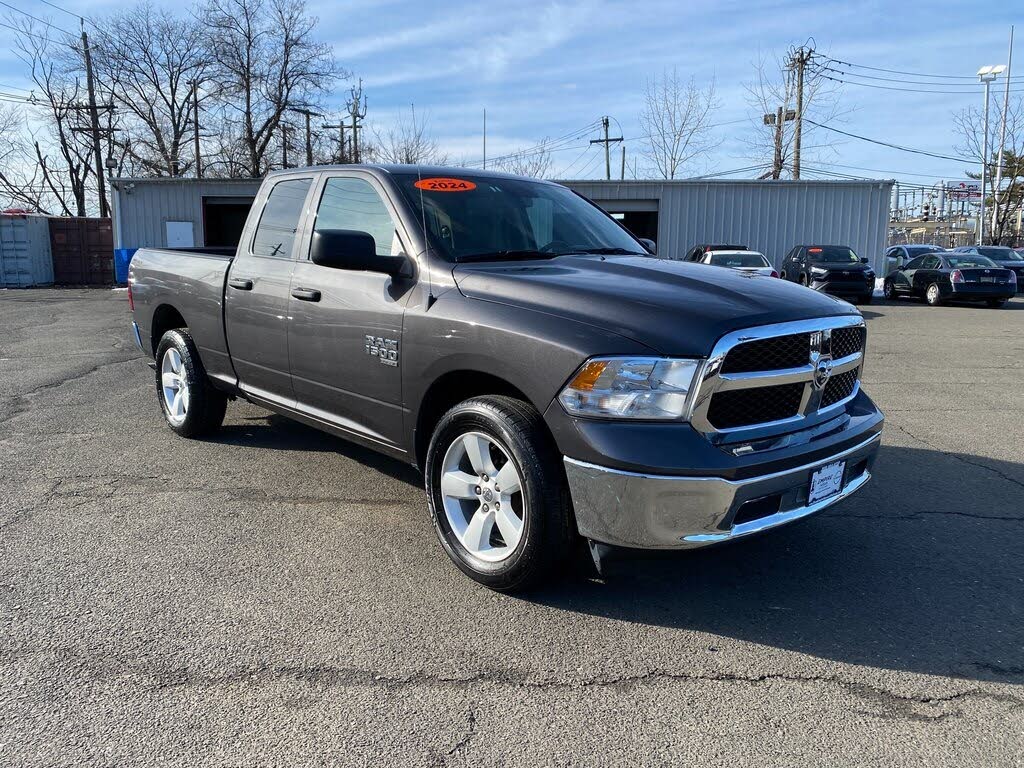 2024 RAM 1500 Classic SLT Quad Cab RWD