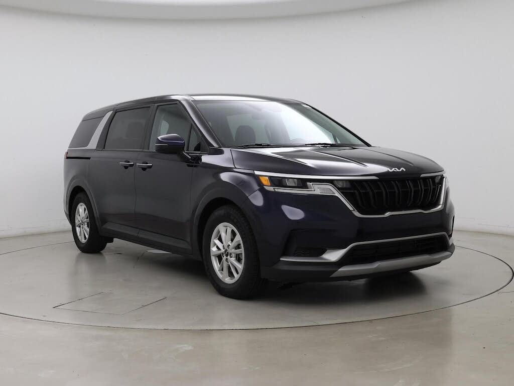 2024 Kia Carnival LX FWD