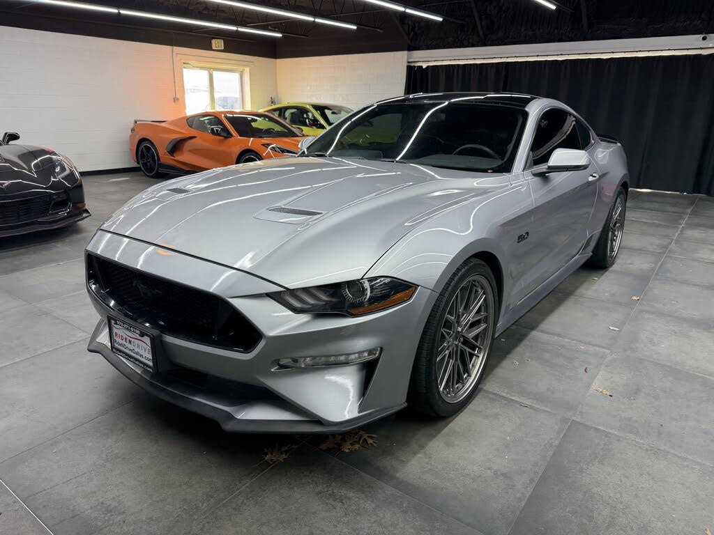 2020 Ford Mustang GT Premium Coupe RWD