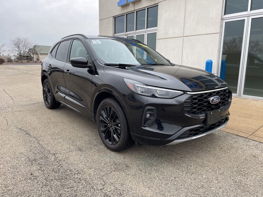 2025 Ford Escape ST-Line Elite AWD