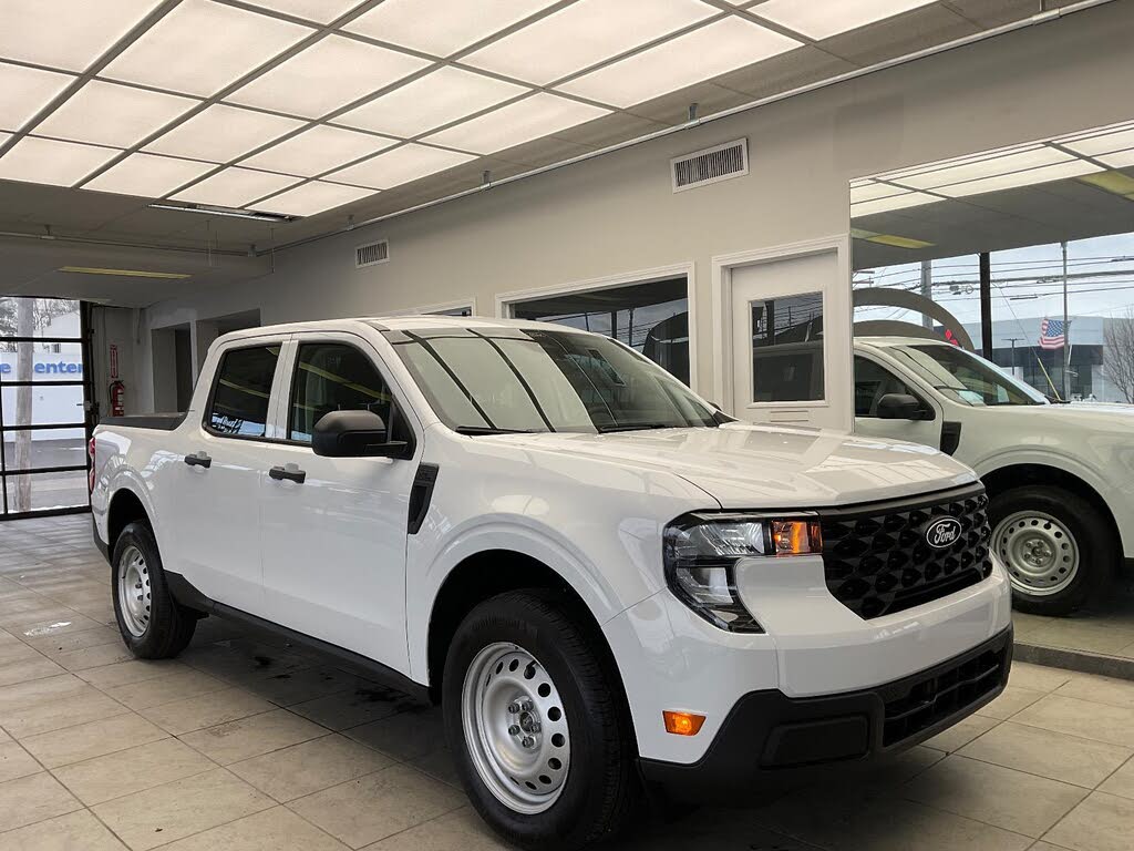 2026 Ford Maverick XL SuperCrew AWD