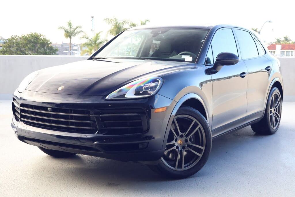 2023 Porsche Cayenne Platinum Edition AWD