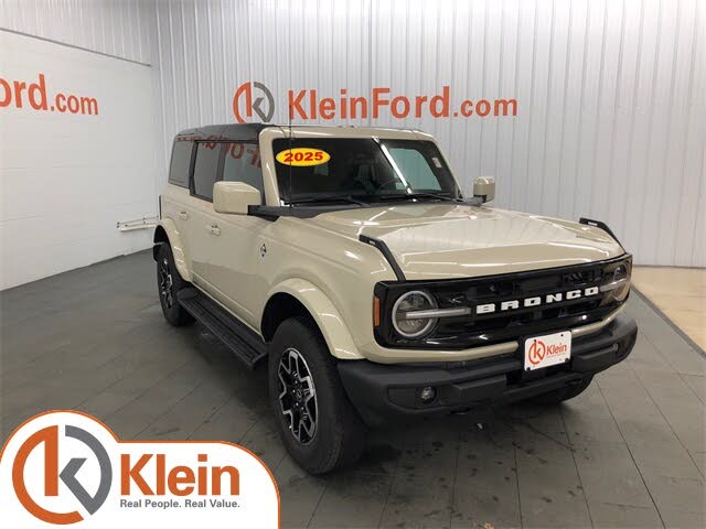 2025 Ford Bronco Outer Banks 4-Door 4WD