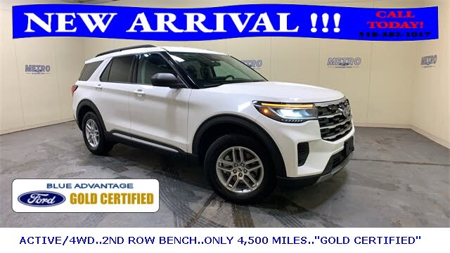 2025 Ford Explorer Active AWD