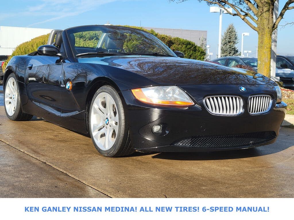 2003 BMW Z4 3.0i Roadster RWD
