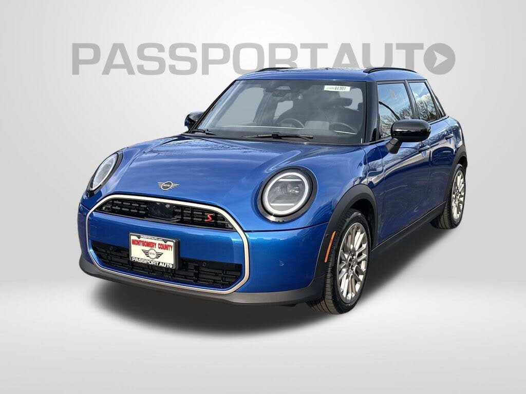 2025 MINI Cooper S Signature Trim 4-door Hatchback