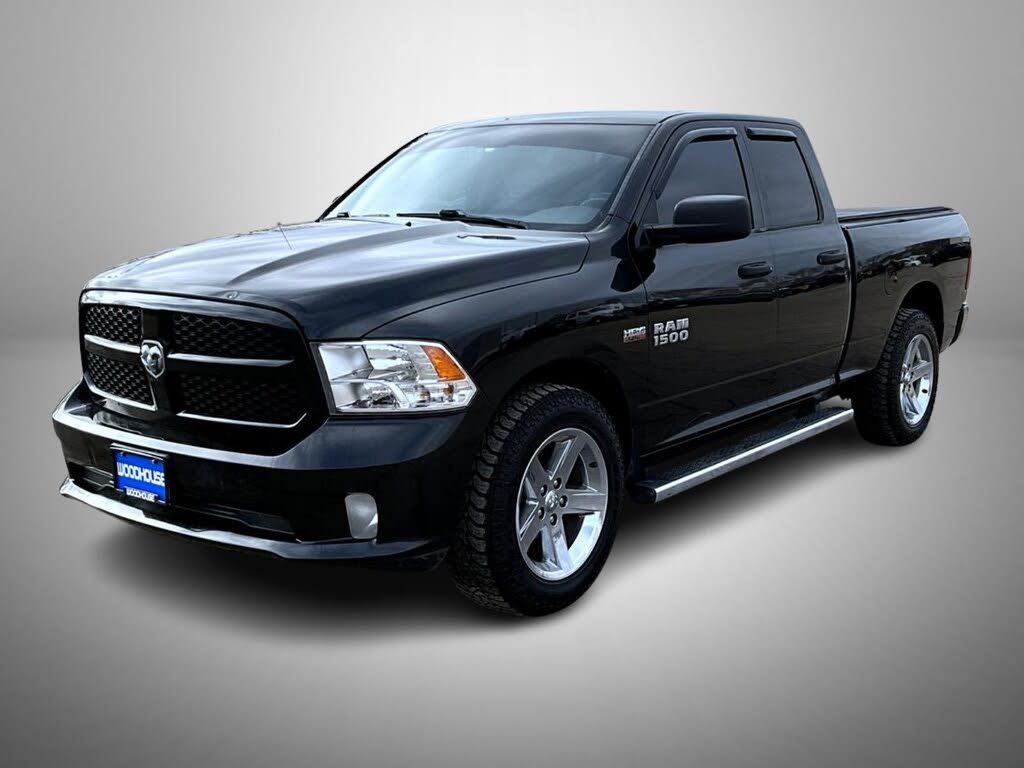2017 RAM 1500 Express Quad Cab 4WD