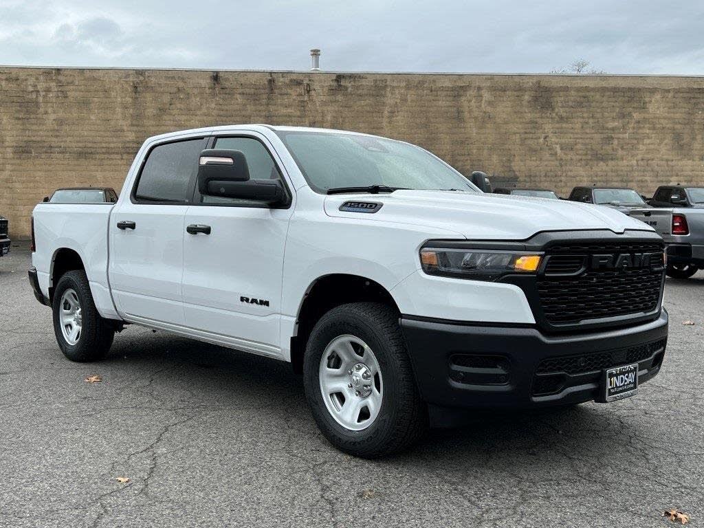 2025 RAM 1500 Tradesman Crew Cab 4WD